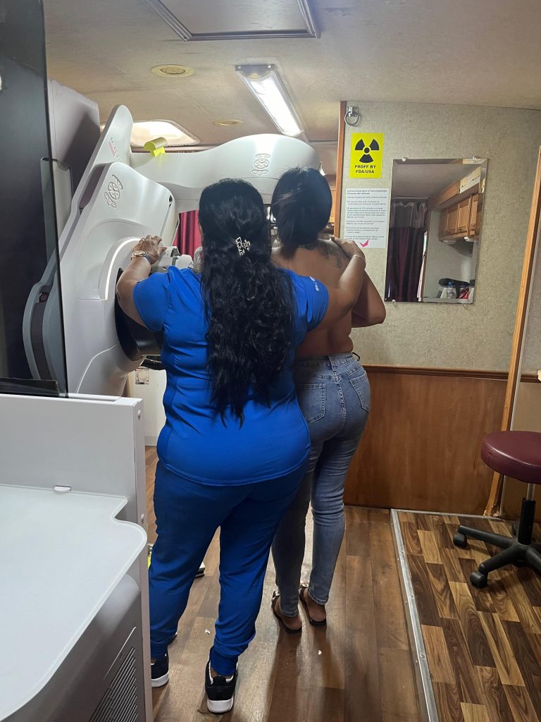 Fundacáncer reafirma su compromiso con la detección temprana y atención integral de mujeres en Panamá