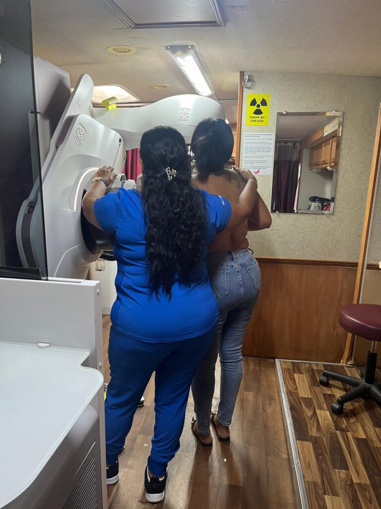 Fundacáncer reafirma su compromiso con la detección temprana y atención integral de mujeres en Panamá